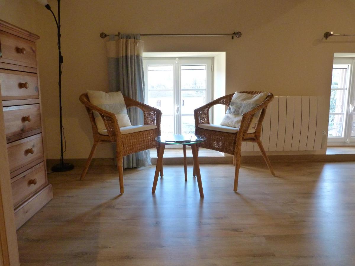 Bed and Breakfast Logis De L'Arceau Celles  Esterno foto