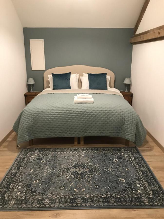 Bed and Breakfast Logis De L'Arceau Celles  Esterno foto