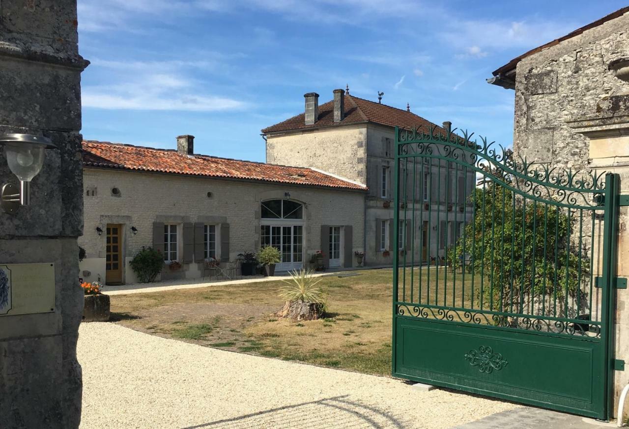 Bed and Breakfast Logis De L'Arceau Celles  Esterno foto