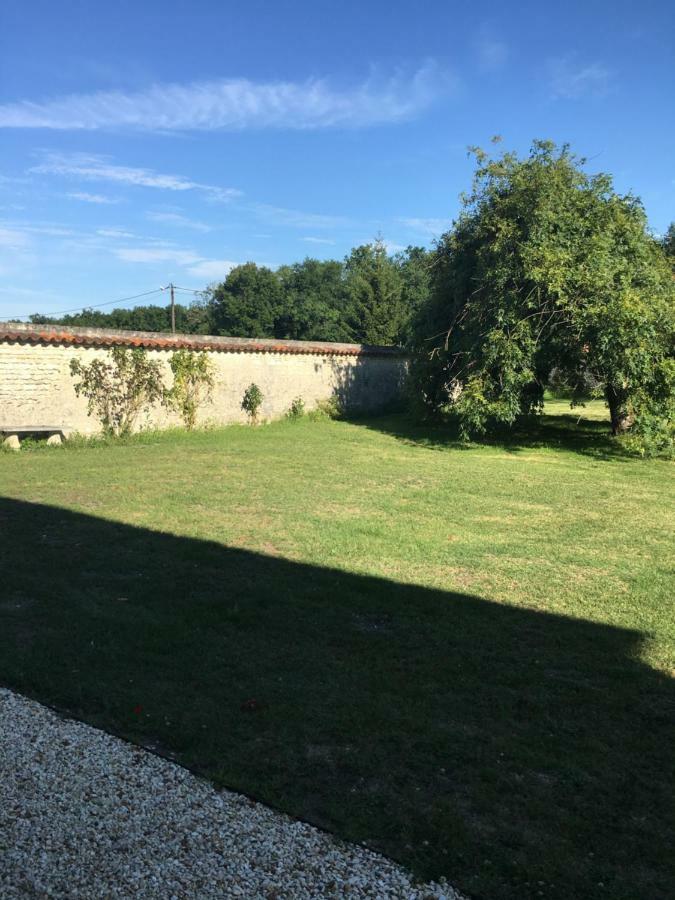 Bed and Breakfast Logis De L'Arceau Celles  Esterno foto
