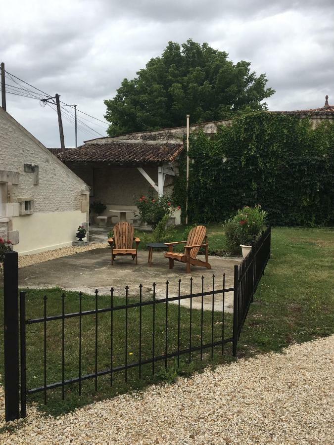 Bed and Breakfast Logis De L'Arceau Celles  Esterno foto